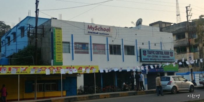 resized_20171217_014257_1986336695