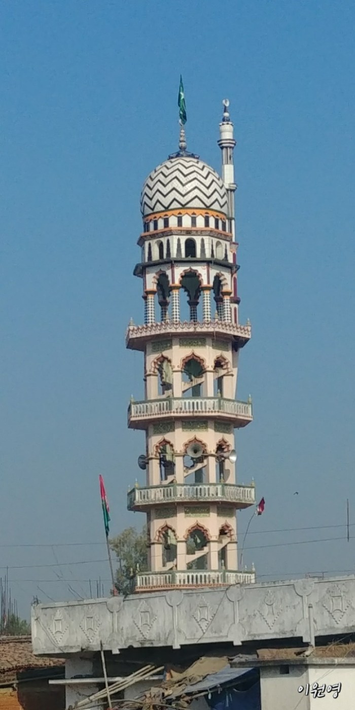 resized_20171225_035759_-1845236388