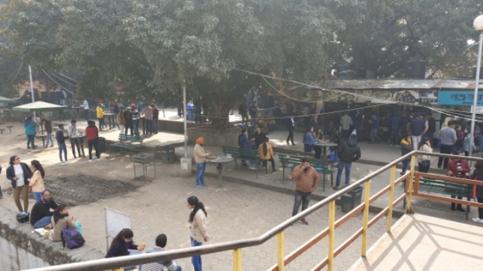 52ea23b6bb0fa336a12655f4e3381f00796edfe9