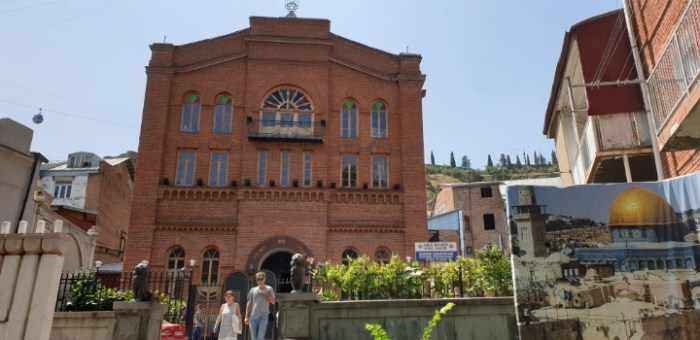 6b9f2909fa379fe400dfbd3d5d2aa0a5b60d3637