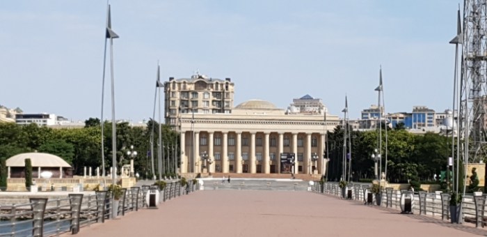 e76606ffcd9277d77294a6e02a56a0a008b75ff5