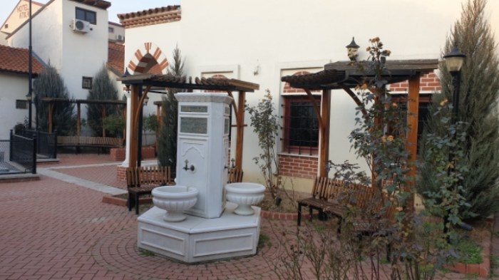 1865f314331a1bddef2654f5582f6420e698a0f0