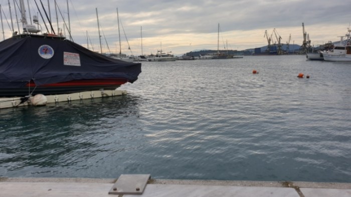 927c645a9befae84eab165d9d15659f10948596e