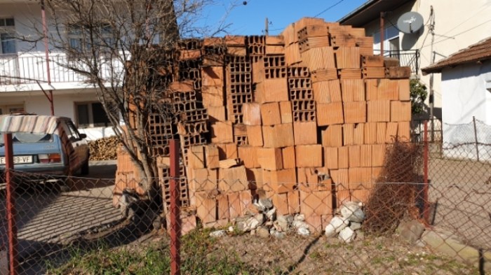 bba7f8f33e2e771fae7efa45400cea07bbf6066b