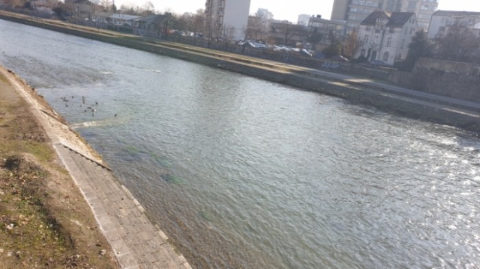 d186f0ec48054c3a428fbb8755a32ba7cde5990f