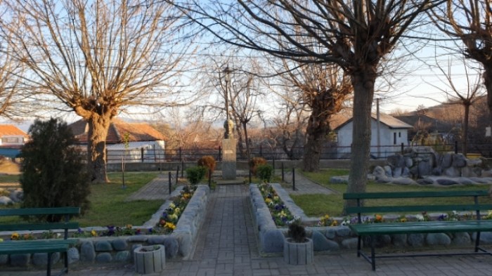 db22c47f0f38cba2f390efaa1ba776c4424e64a1