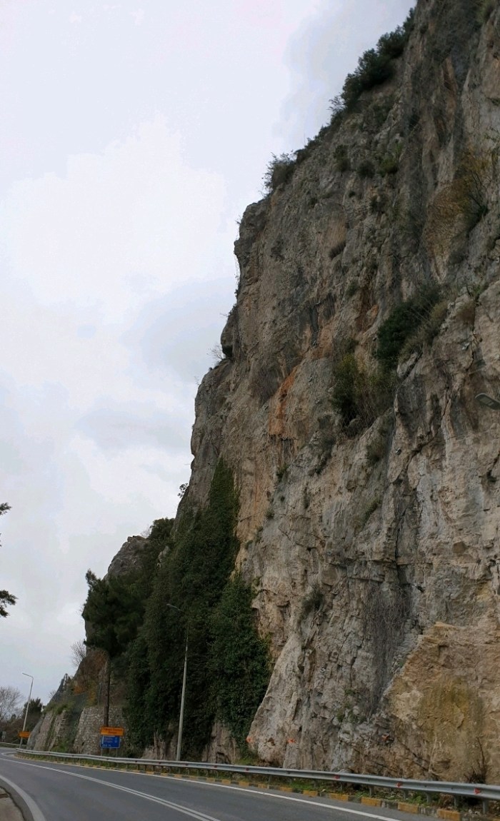 eac0ada2c1a38fab99a0198b23405ca921be804f