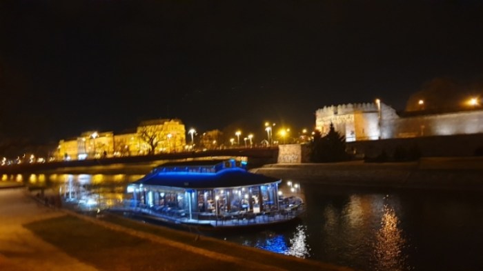 02afcacde29537a6eead827d92e19f1edaf6cae7