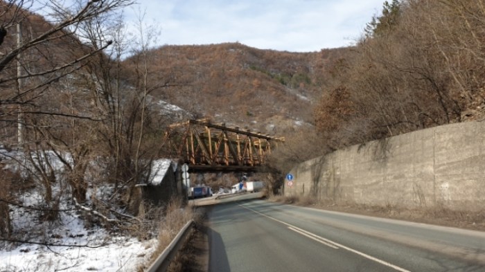 3a37a8e66bc8f47303d6540596a354d2540c5957