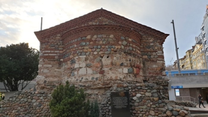 464648392711b33a8ce2e120cf28504ee15e84f5