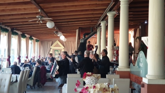 4bf0da2519b06bdbb008a0d91f563fa7cdbe76b1