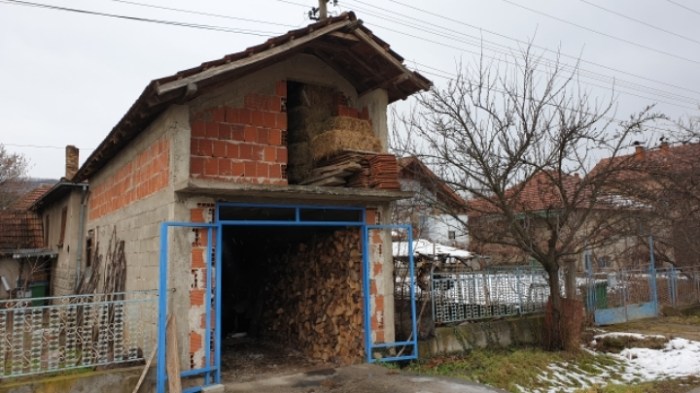 8180e99aa409b7502dab36bf34b694f4166f8aee