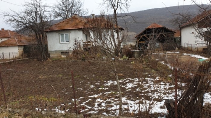 dbd7c411445214af781f3cfec4ee4123e39614e8