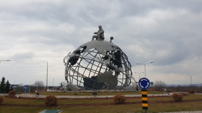 e3e0f8e0adcee8d8e320fb1e1dceb1438b9bb09d